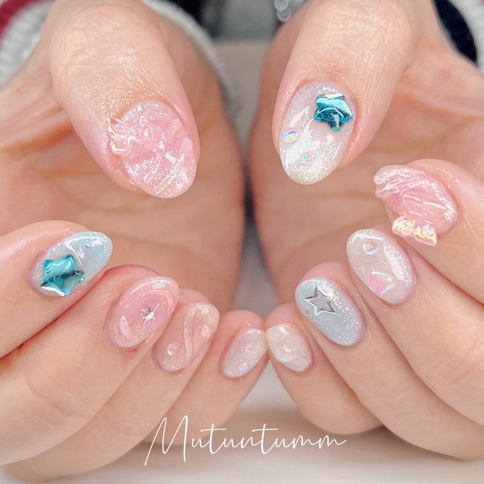 บริการทำเล็บที่บ้าน แต่งเล็บเจลน่ารัก สีพาสเทล