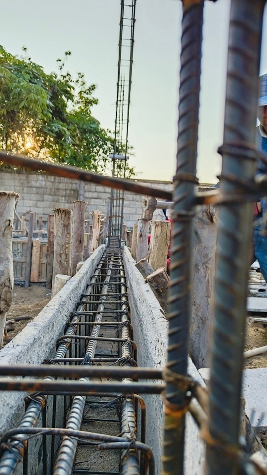 รับเหมาก่อสร้างโครงสร้างเหล็กเสริมคอนกรีต