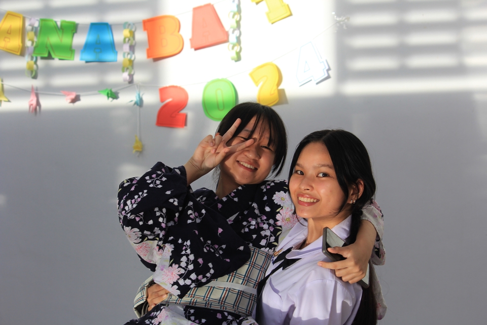 รับตัดต่อวีดีโอ งานแต่ง งานอีเว้นท์  ถ่ายวีดีโอสวยคมชัด