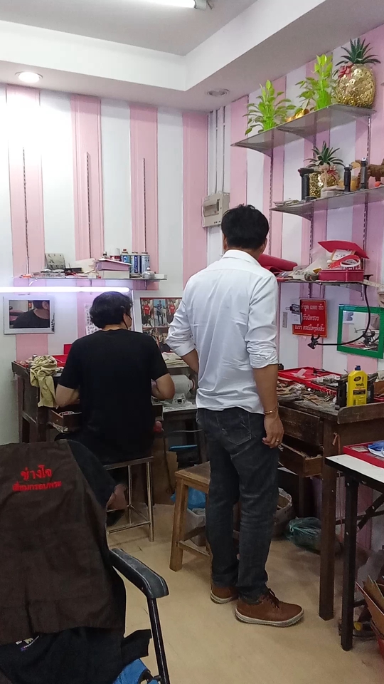 ผู้เชี่ยวชาญให้ความรู้เฉพาะด้าน - สอนเลี่ยมกรอบพระเงินทองนาค - 27