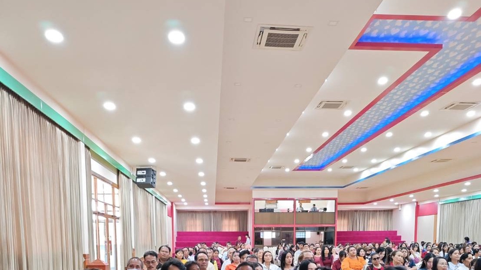 คริสตจักรคือสถานที่ไปนมัสการพระเจ้าไม่ว่างจ้างเราได้