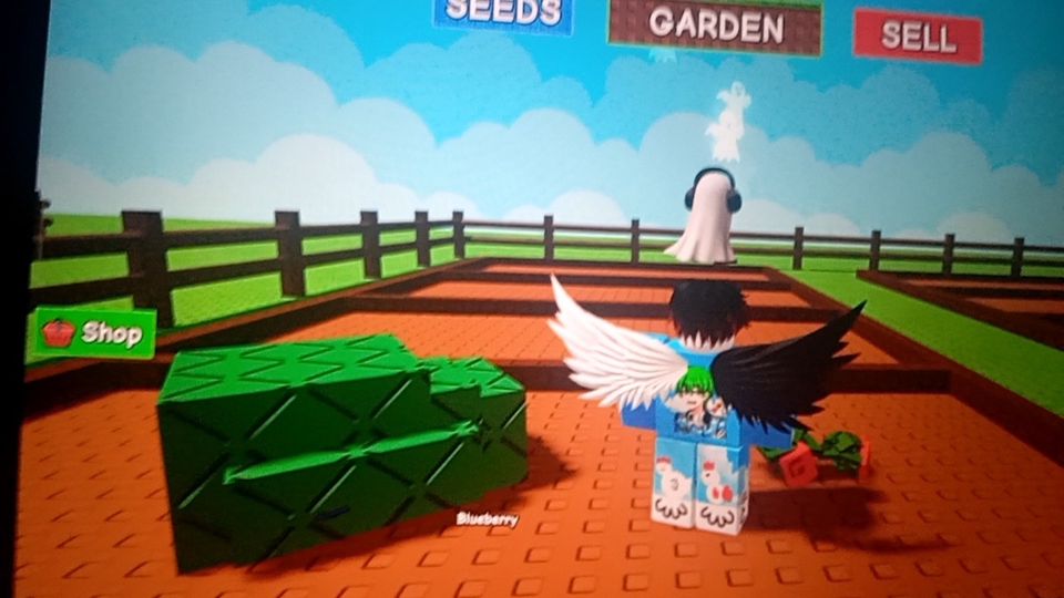 รับเล่นเกมเป็นเพื่อนนะครับ