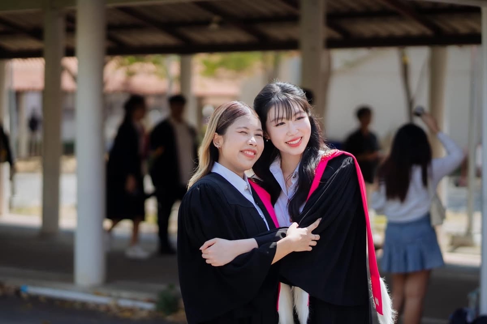 รับตัดต่อวีดีโอ งานแต่ง ถ่ายวีดีโอสวยคมชัด