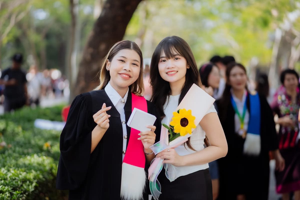 รับถ่ายวีดีโอจบการศึกษา บริการตัดต่อวีดีโอ