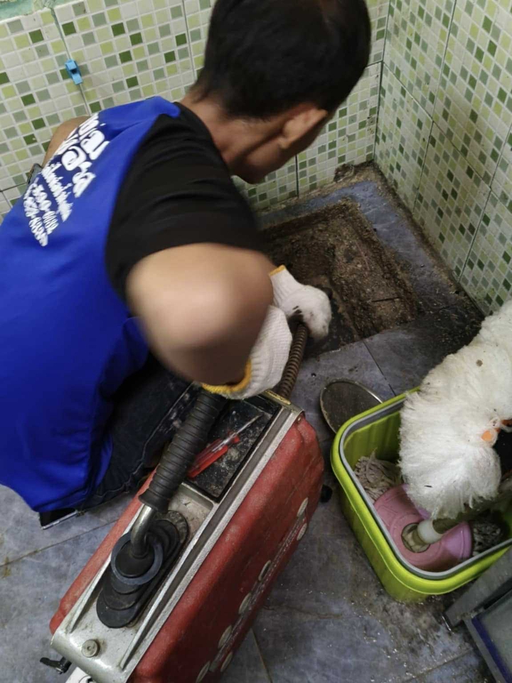 ช่างประปากรุงเทพฯ ซ่อมท่อประปารั่ว ติดตั้งปั๊มน้ำ