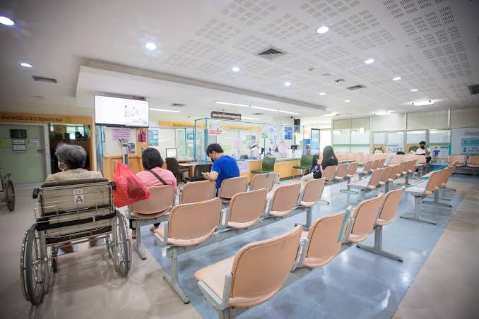 รับจ้างพาไปหาหมอ - พาไปหาหมอในจังหวัดสกลนคร - 6