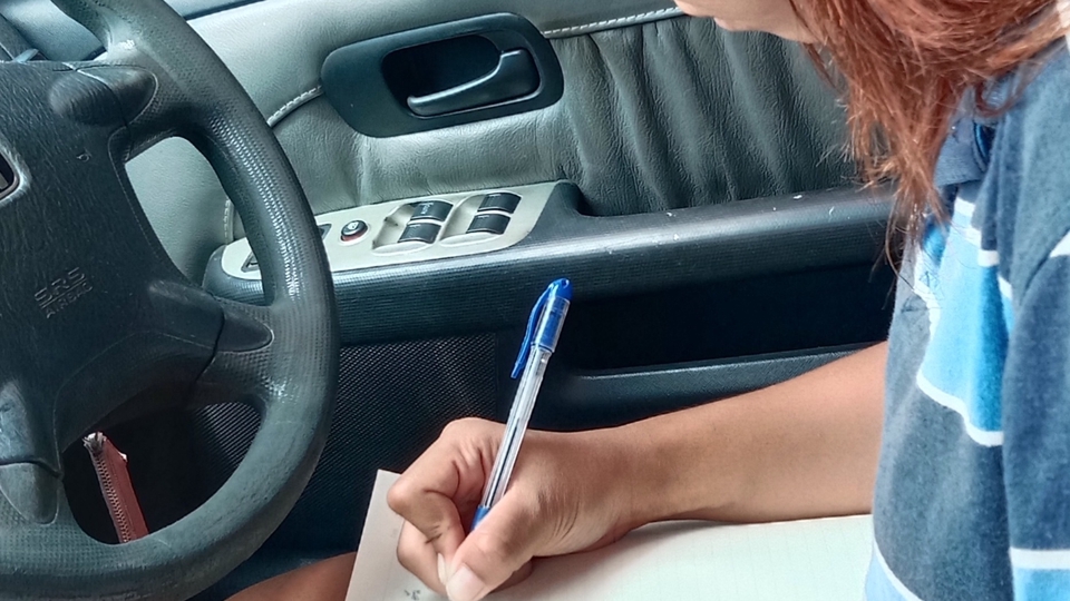 พาไปได้ทุกที่ที่อยากไปและหากมีสิ่งที่นอกเหนือจากการขับรถพาไปก็ทำได้ไม่ว่าจะเป็นการช่วยเดินเอกสาร