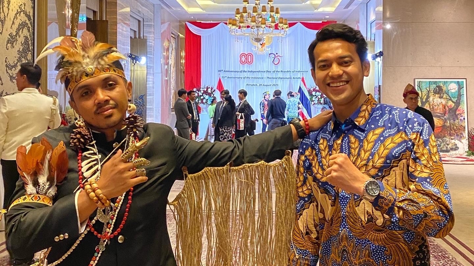 ล่ามแปลภาษา ผู้แปลภาษาชาวไทยกับล่ามภาษาพื้นเมือง