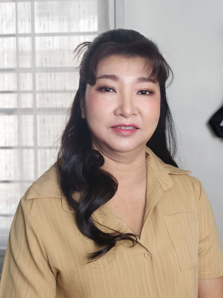 ช่างแต่งหน้ารับปริญญา แต่งหน้าสไตล์เกาหลี สวยหวาน