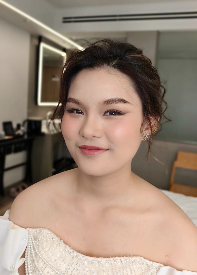 ช่างแต่งหน้าเจ้าสาว แต่งหน้ารับปริญญา สวยหวาน สไตล์เกาหลี