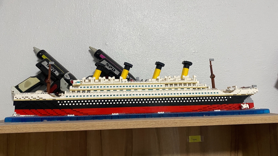 พอดีอินกับไททานิกมาก เลยซื้อมาต่อ Nanoblock 4,404 ชิ้นอ่ะ!!! แต่ชอบ