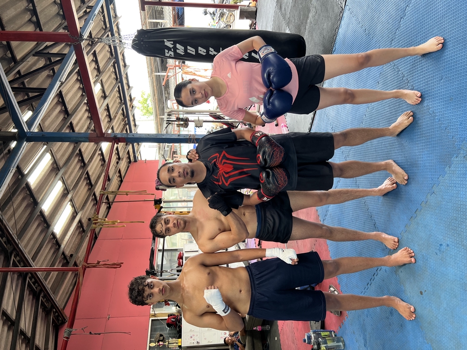 ซ้อมมวย 2 คู่พี่น้อง