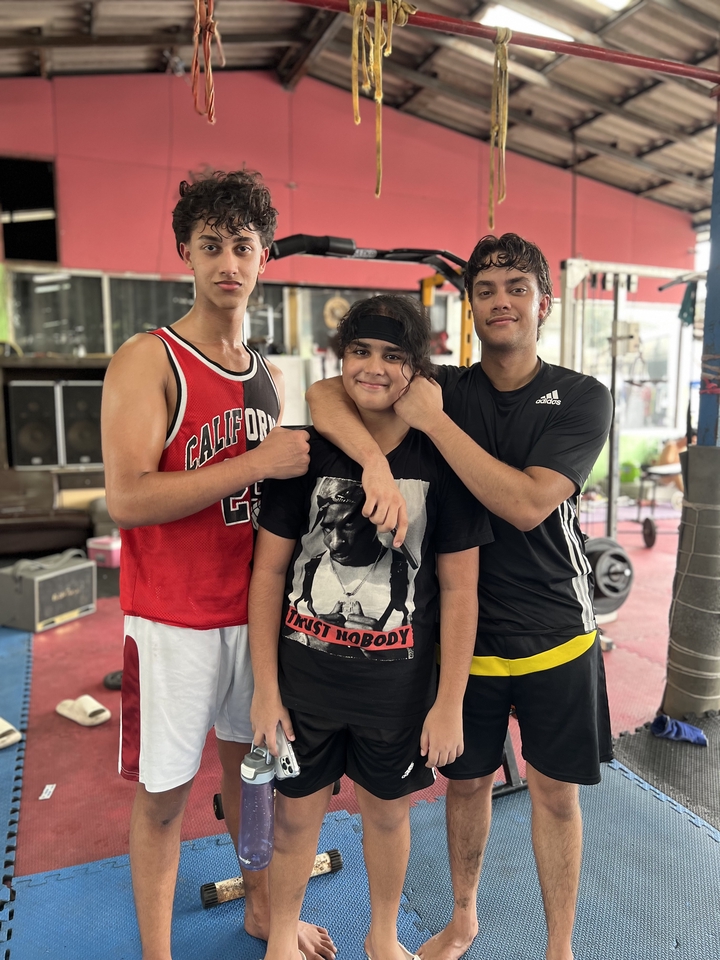 พี่พาน้องมาออกกำลังกาย