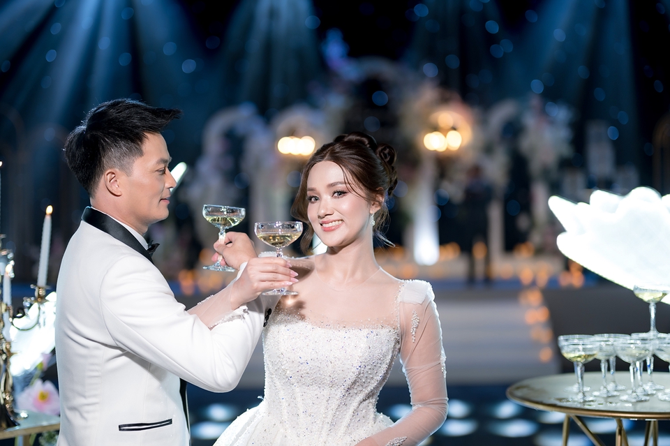 รับถ่ายภาพงานแต่งงานสวยๆ ช่างภาพมืออาชีพ บริการถ่ายภาพพรีเวดดิ้ง