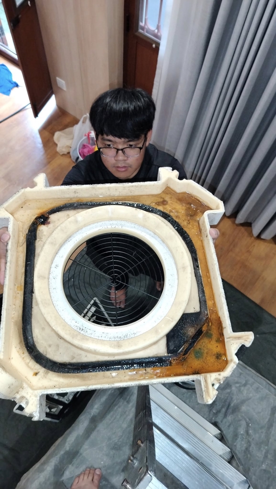 ล้างแอร์ - ล้างแอร์ฝังฝ้าสี่ทิศทาง(Cassette Type)-พื้นที่กรุงเทพฯและปริมณฑล - 9