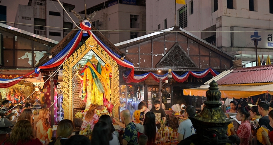 รับจ้างทำบุญออนไลน์ ทำบุญไหว้พระ เสริมดวง