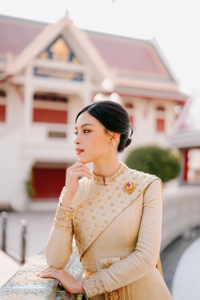 รับถ่ายภาพพรีเวดดิ้ง ชุดไทยสวยงาม ช่างภาพมืออาชีพ