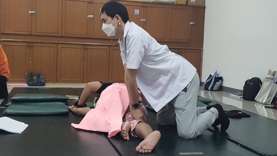 นวดไทยนอกสถานที่ บริการนวดตามบ้าน หมอนวดที่บ้าน รับนวดแผนไทยตามบ้าน