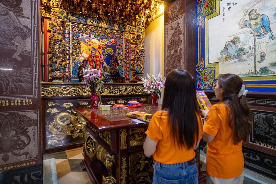 เพื่อนพาเที่ยว คนนำเที่ยว - เพื่อนทำบุญ - 4