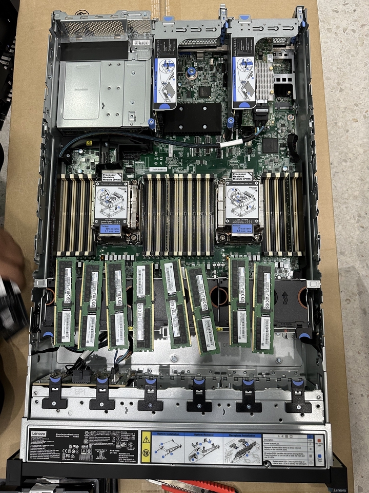 ติดตั้งเซิร์ฟเวอร์ Lenovo  วางระบบเครือข่าย  บริการไอที