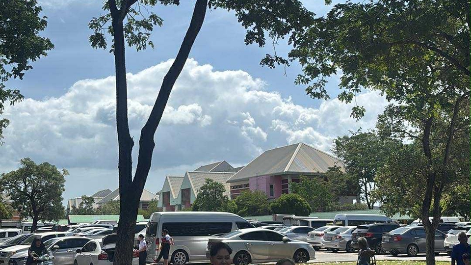 รับจ้างทำงานทุกอย่าง พร้อมเรียนรู้งาน ไม่ยึดเอาตนเองเป็นหลัก