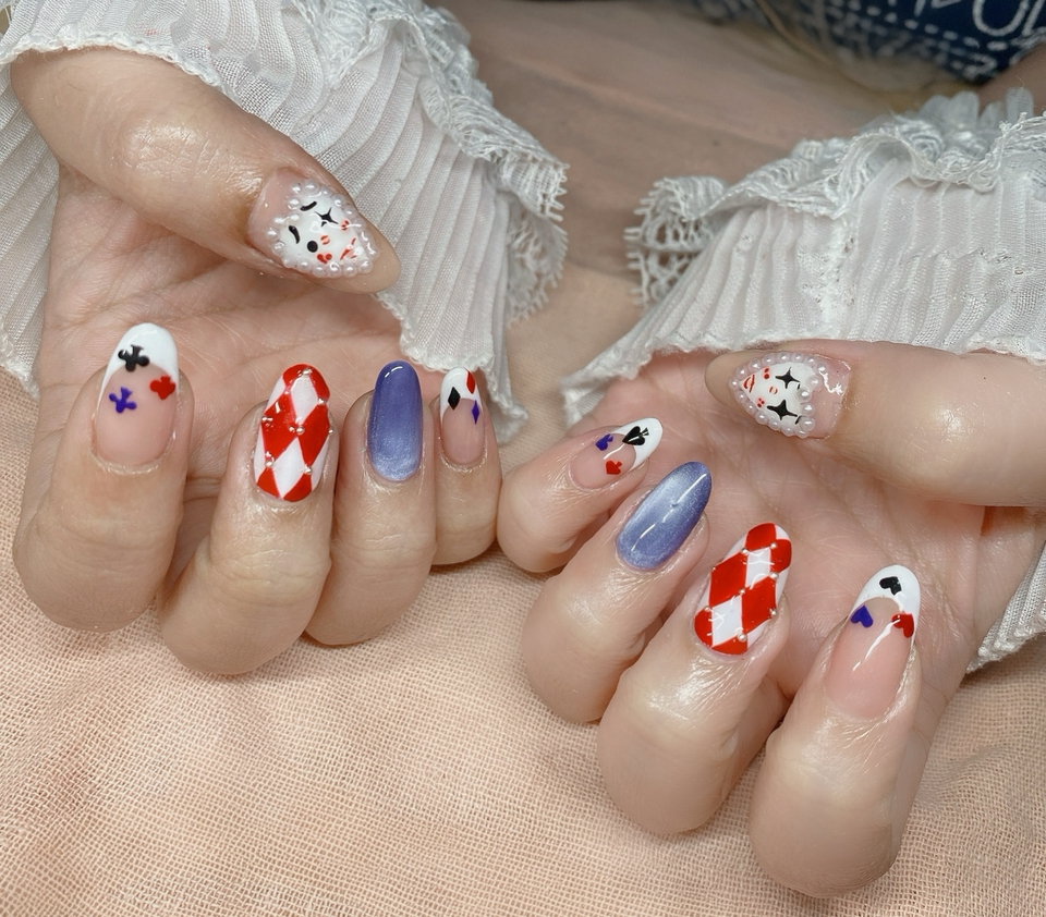 บริการทำเล็บที่บ้าน เจลน่ารัก ลายไพ่