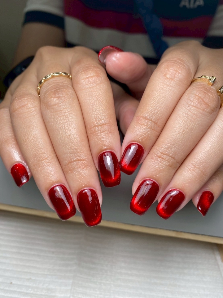 บริการทำเล็บที่บ้าน สีแดงเล็บเจลสวย