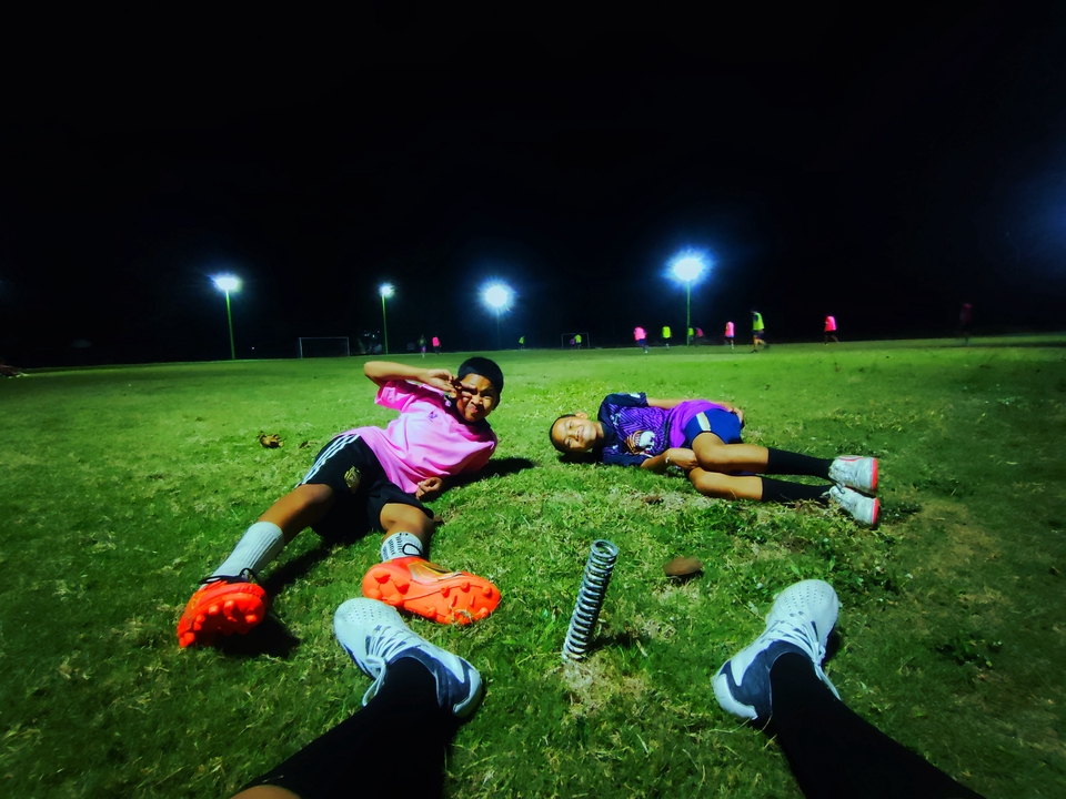 รับจ้างเล่นเกม - รับจ่า เล่นฟุตบอล&ซ้อมบอลเป็นเพื่อน เล่นเกมเปส&ฟีฟ่าโมบาย - 2