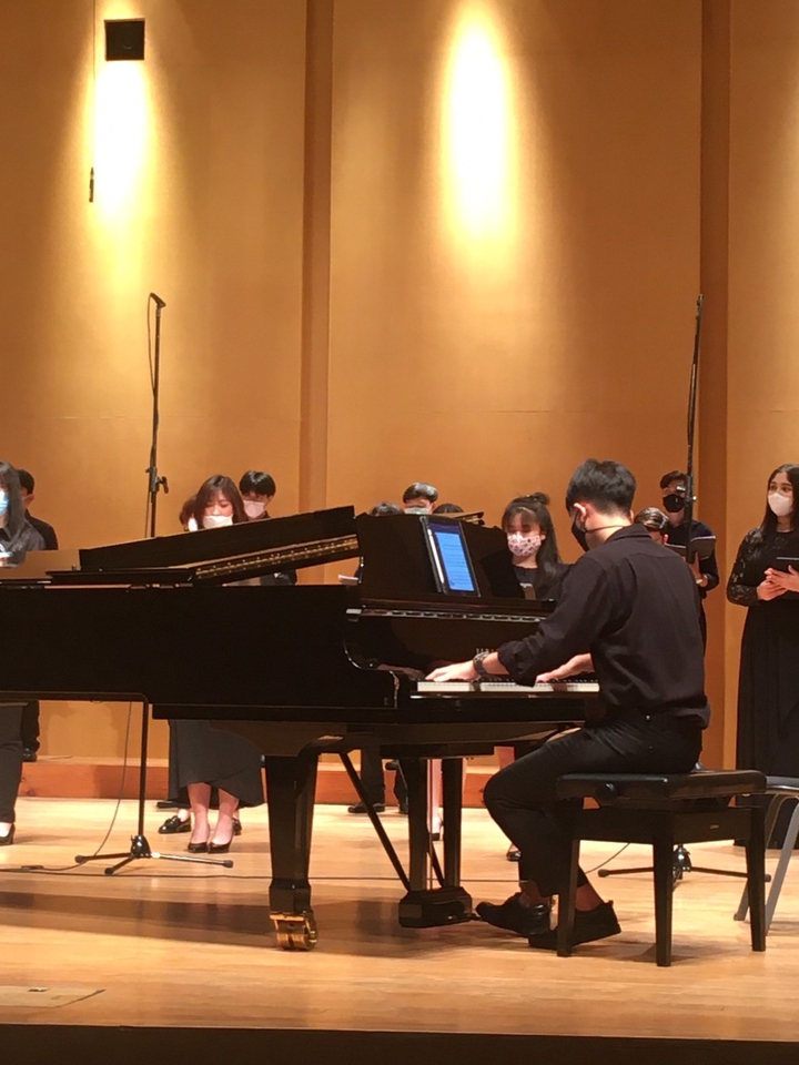 รับทำดนตรีประกอบภาพยนตร์  มิกซ์เพลง ตัดต่อเสียง  ตัดเสียงรบกวน