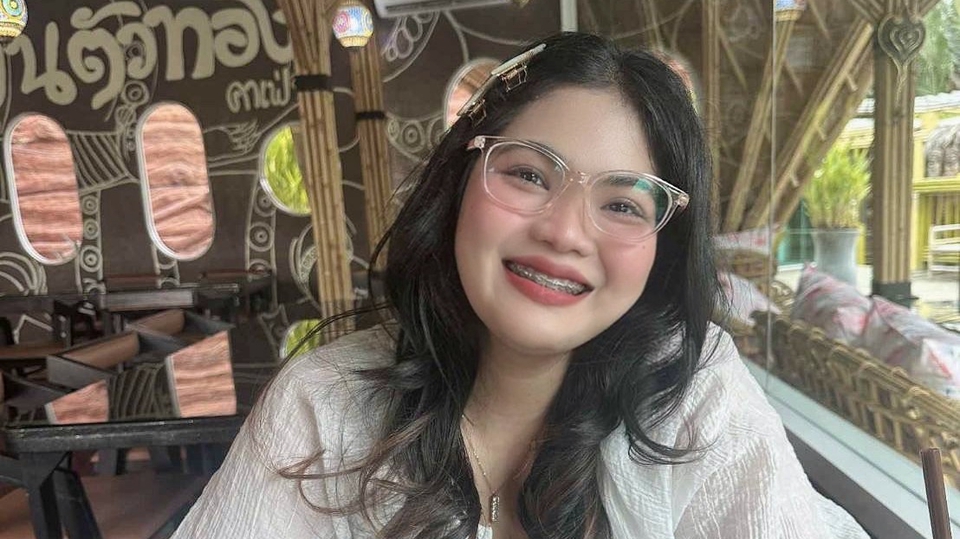 รับจ้างกินหมูกะทะหรือไปซื้อของเป็นเพื่อนค่ะ