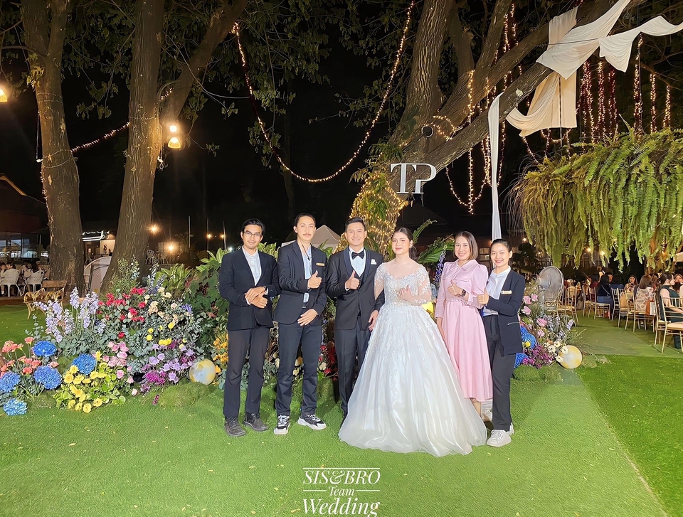 พิธีกรงานแต่งงานมืออาชีพ MC งานแต่ง จ้างพิธีกร ราคาพิธีกร