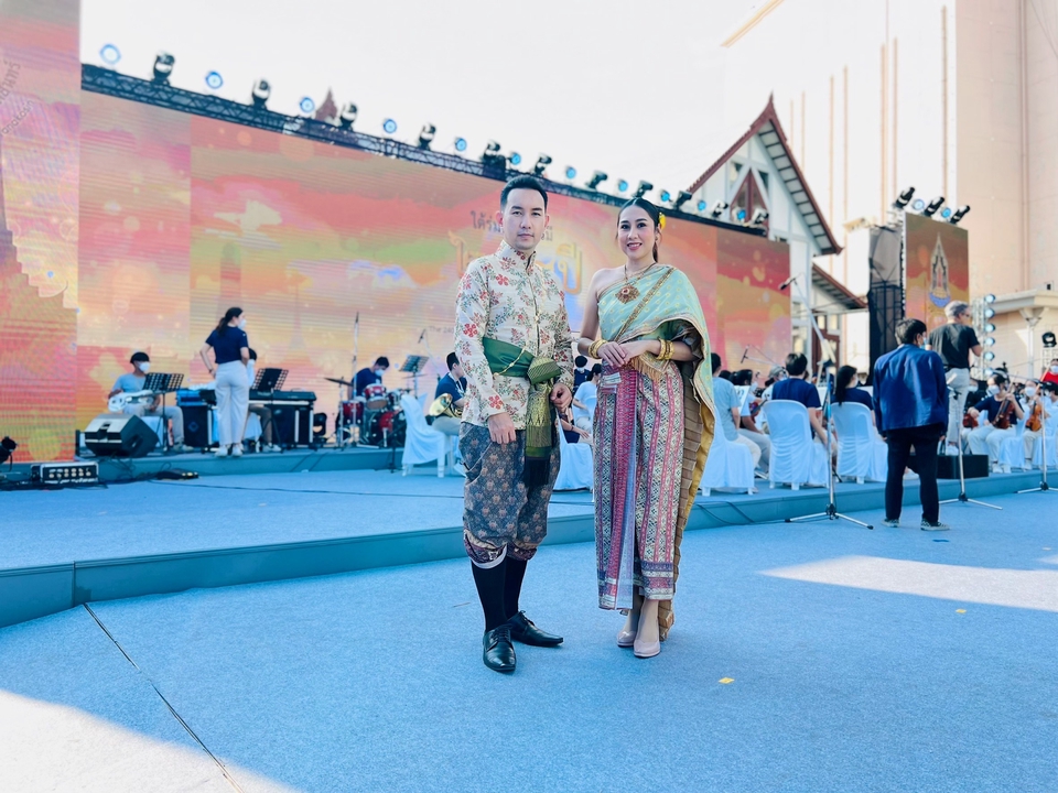 พิธีกรมืออาชีพงานอีเว้นท์ จ้างพิธีกรงานแต่งงาน