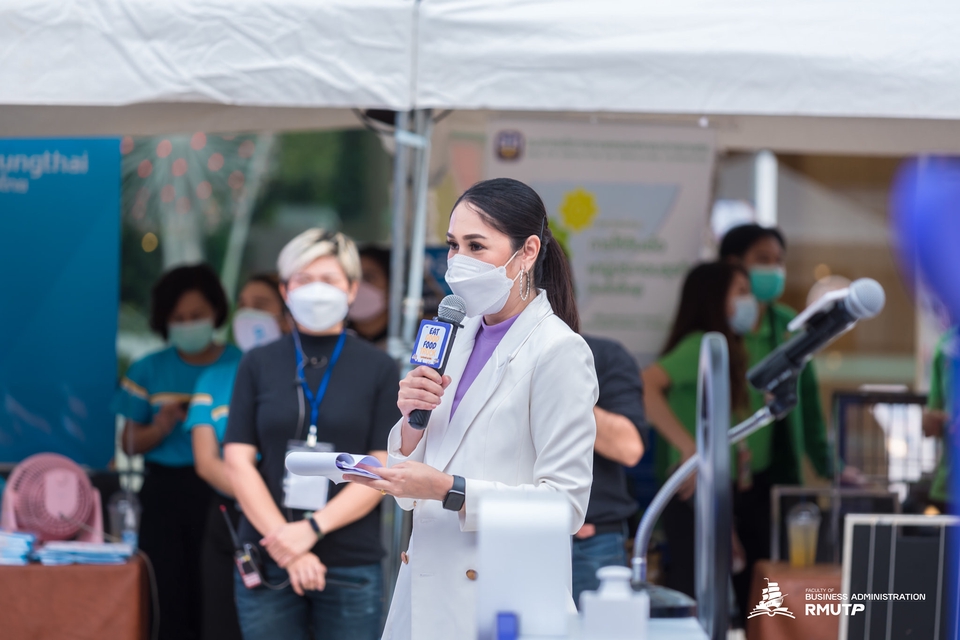 พิธีกรมืออาชีพงานอีเว้นท์ รับจ้างพิธีกรทั่วประเทศ