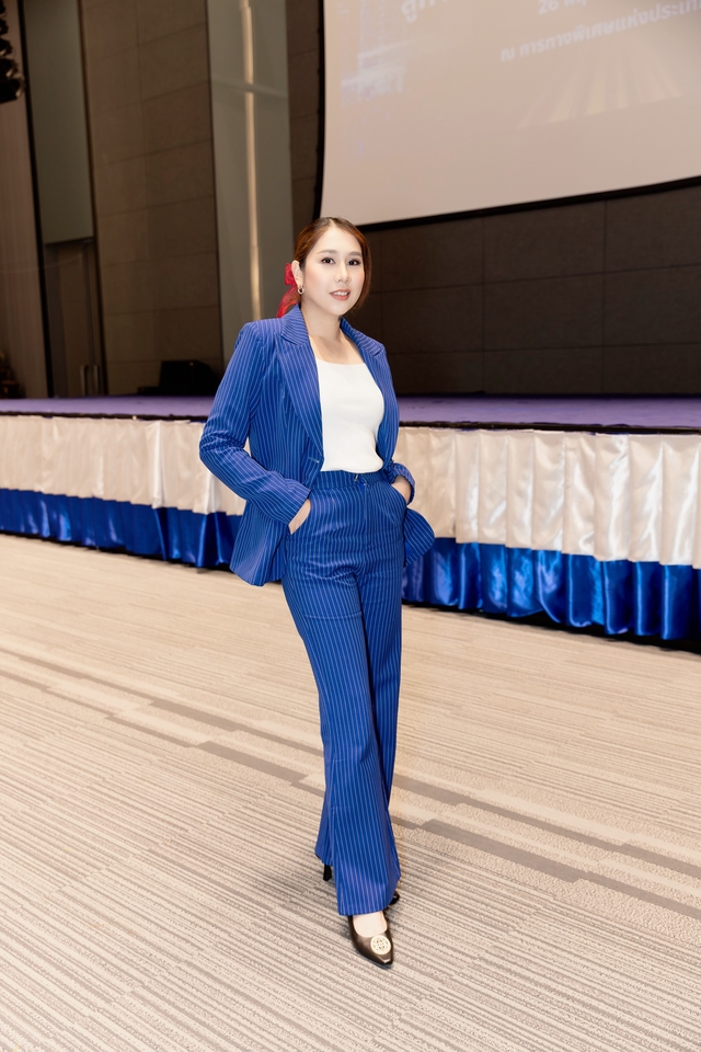 พิธีกรมืออาชีพ รับจ้างพิธีกรงานแต่งงาน ราคาพิเศษ