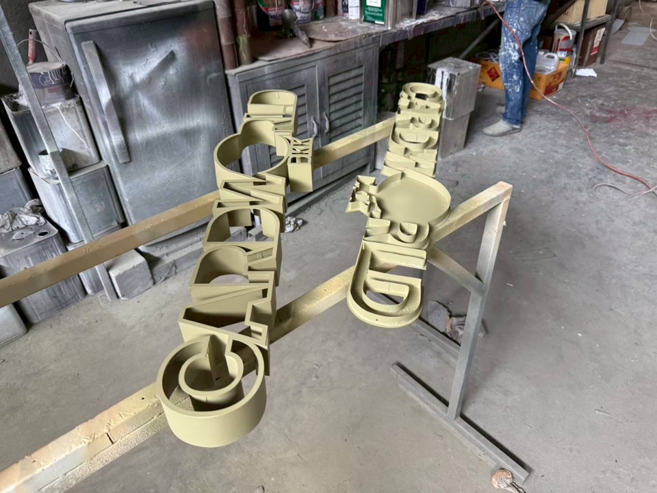 ผลิตป้าย - ป้ายตัวอักษร | ป้ายสแตนเลส | ป้ายกล่องไฟ | ป้ายโลโก้ | ป้ายกล่องไฟSlim Box | ป้ายบริษัท - 8