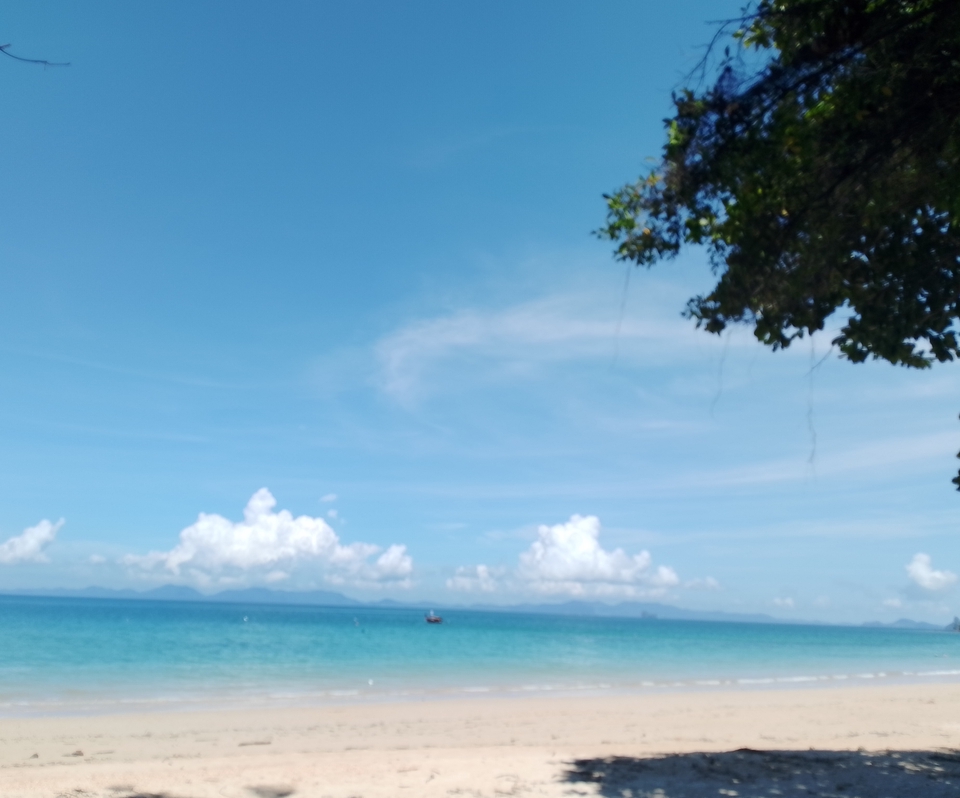 หาดคลองม่วง กระบี่ ไทยแลนด์