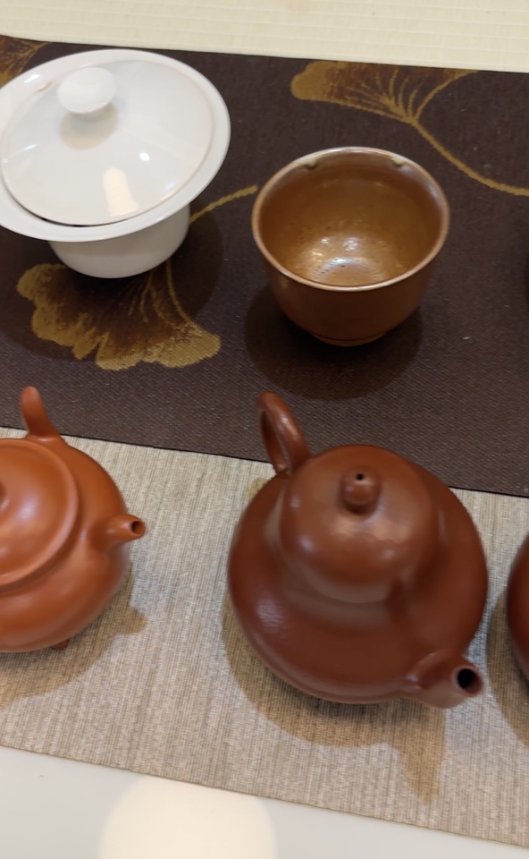 หรือสนใจเลือกซื้อป้านชา หรืออุปกรณ์ชาอื่น เราก็ช่วยเลือกช่วยดูให้ได้ค่ะ