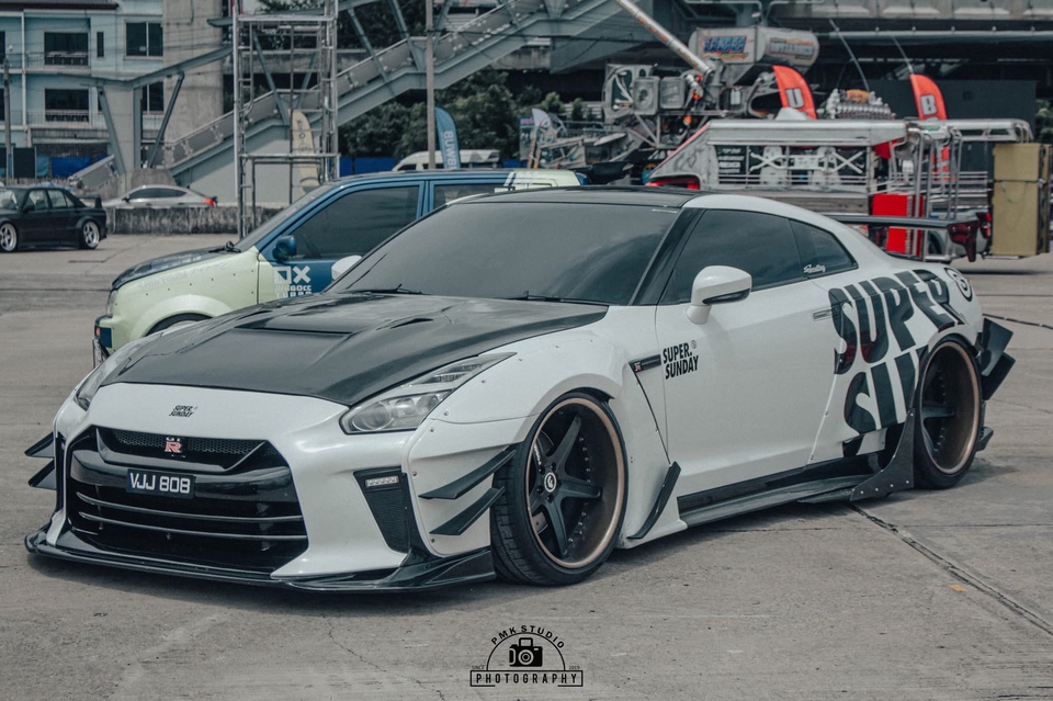 รับถ่ายวีดีโอตัดต่อรถแต่ง Super Sunday