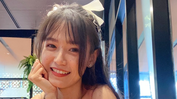 นางแบบมือสวย หานางแบบรีวิวเสื้อผ้า กรุงเทพ