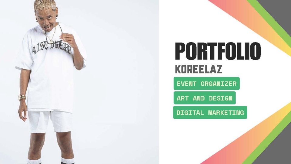 รับออกแบบแบนเนอร์ facebook ออกแบบ banner สวยๆ สำหรับโซเชียลมีเดีย ภาพของชายหนุ่มถือแว่นตา พร้อมข้อความเกี่ยวกับงานออกแบบและจัดการอีเว้นท์ การตลาดดิจิทัล และออกแบบ banner ออนไลน์ ออกแบบแบนเนอร์ ig รับทำแบนเนอร์เฟสบุ๊ค