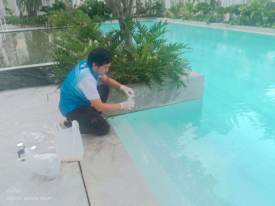 เก็บวิเคราะห์คุณภาพน้ำ (สระว่ายน้ำ)