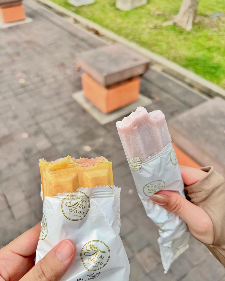 เดินเล่น เดินสำรวจ เดินหาอะไรอร่อยๆเป็นเพื่อนได้