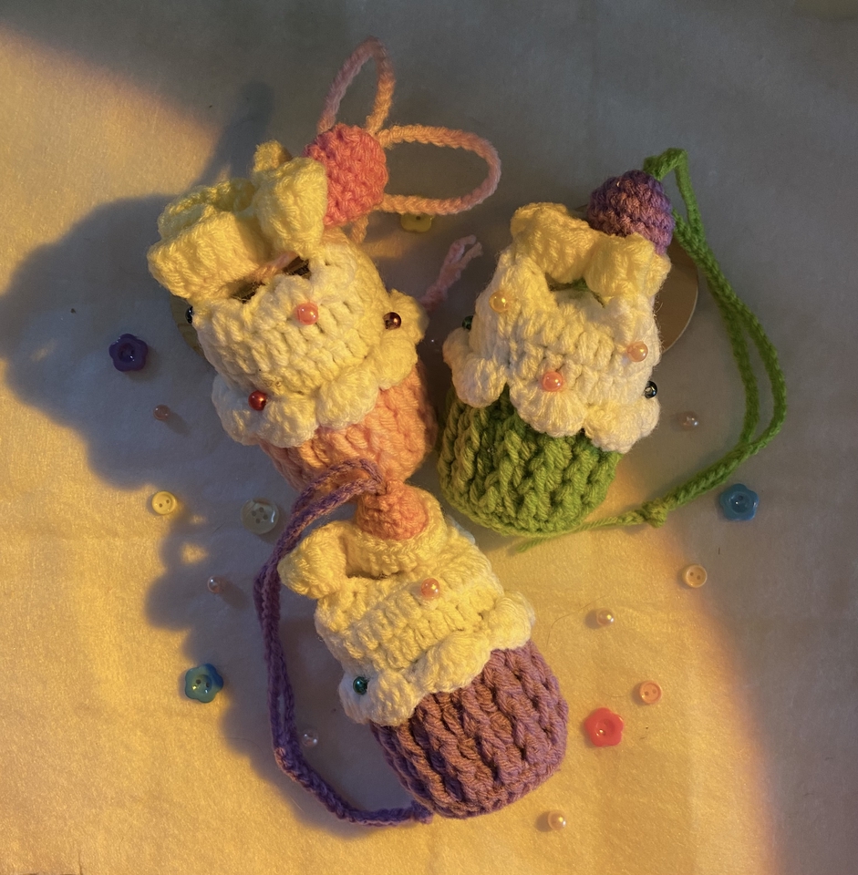 ของขวัญแฮนเมดถักโครเชต์น่ารัก ของชำร่วยวันเกิด