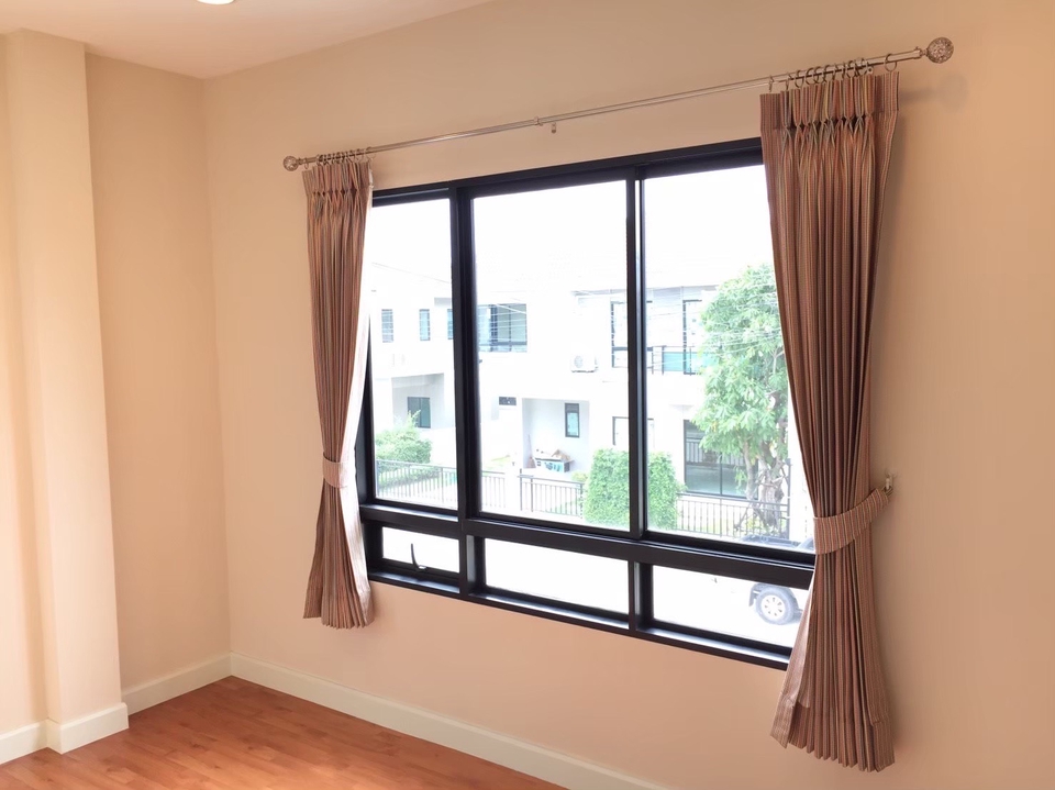 ติดตั้งผ้าม่าน - ติดตั้งม่านทุกชนิดราคาจับต้องได้ - 5