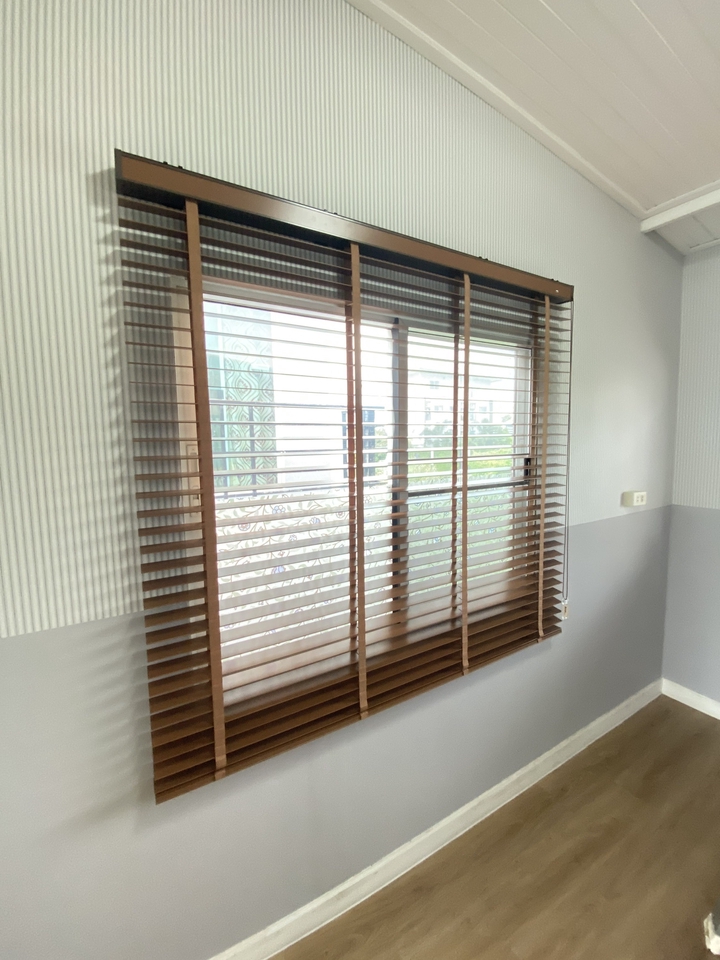 ติดตั้งผ้าม่าน - ติดตั้งม่านทุกชนิดราคาจับต้องได้ - 9