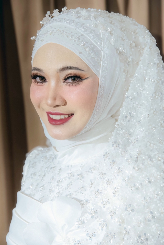 ที่ปรึกษาความงามแต่งหน้าเจ้าสาวสวย