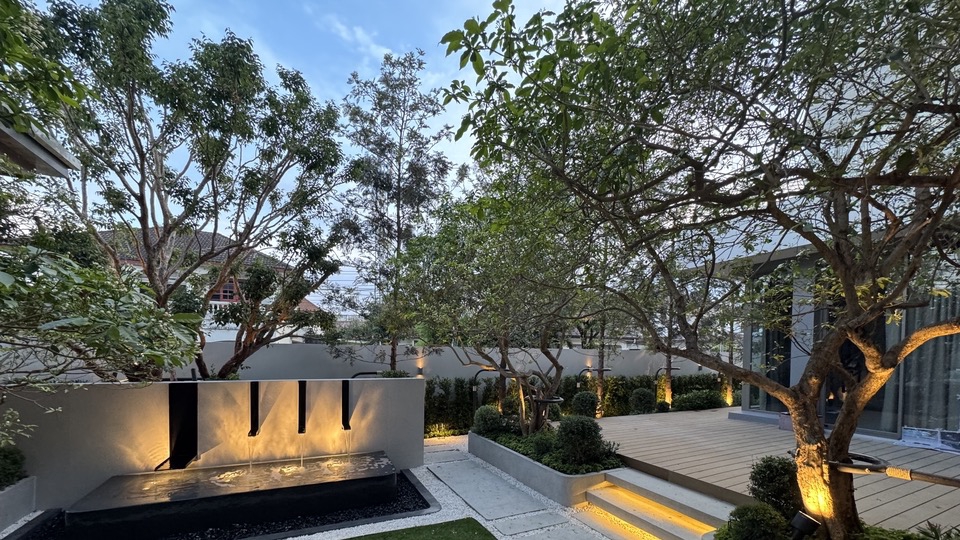 Exterior with lighting design