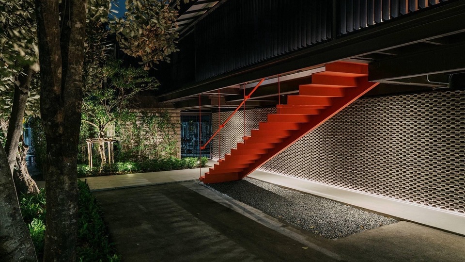 Private resident in the red stair with Lighting