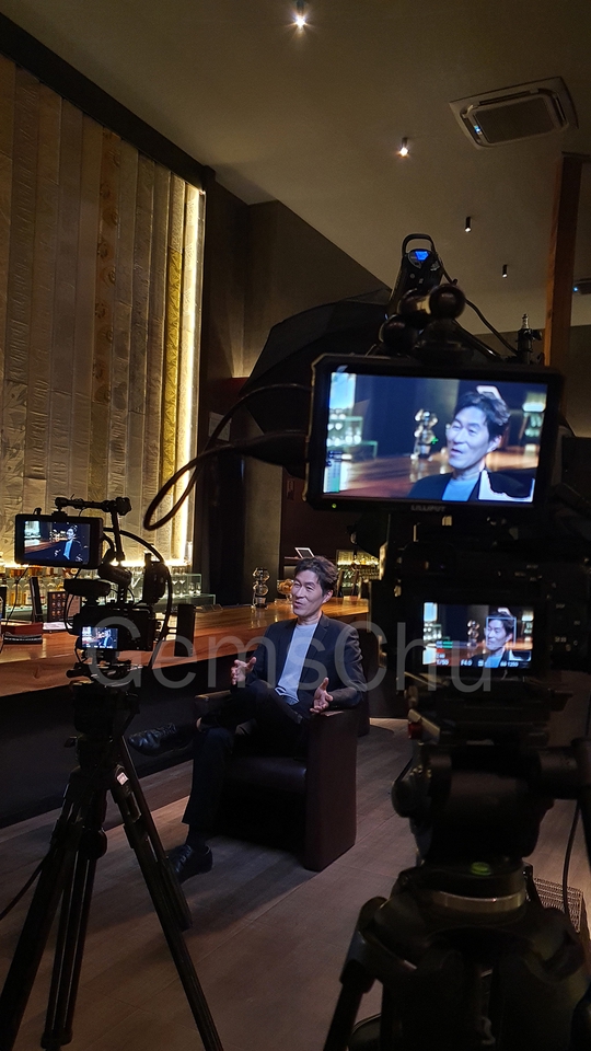 รับตัดต่อวีดีโอ รับถ่ายวีดีโอ งานสัมมนา ถ่ายทำพรีเซนเทชั่น