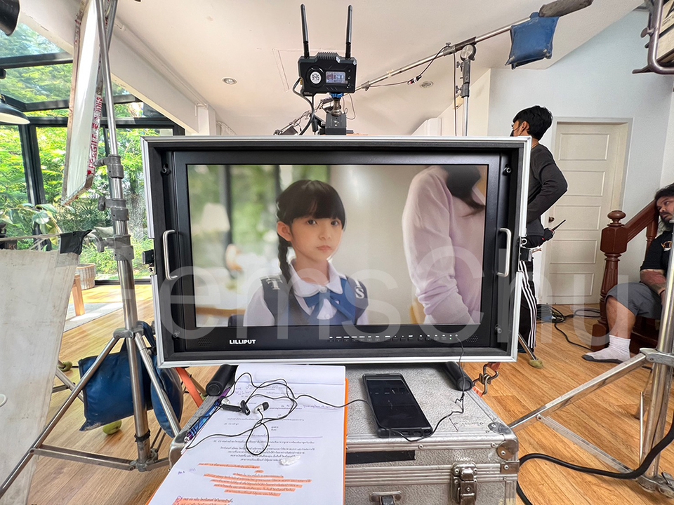 รับถ่ายวีดีโอ ตัดต่อวีดีโอ ถ่ายงานแต่ง งานแต่งงาน วีดีโอพรีเซนเทชั่น